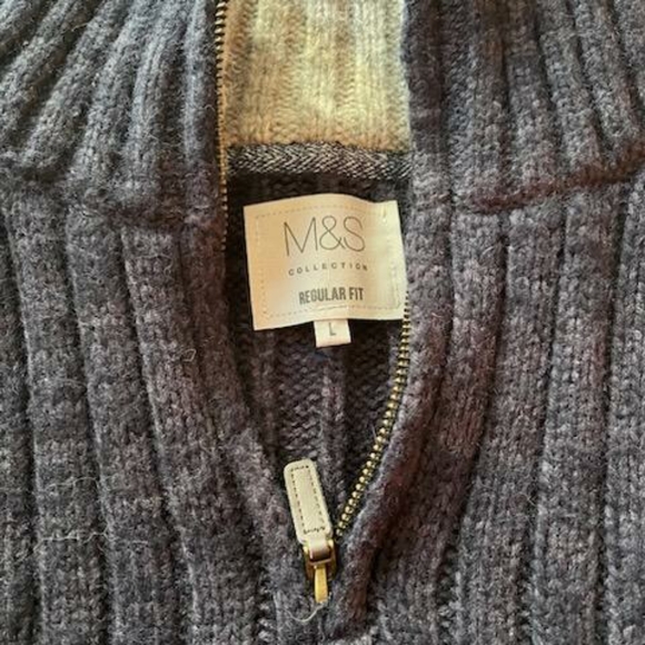 M&S Collection Relax Fit - Size L - Picture 3 of 4